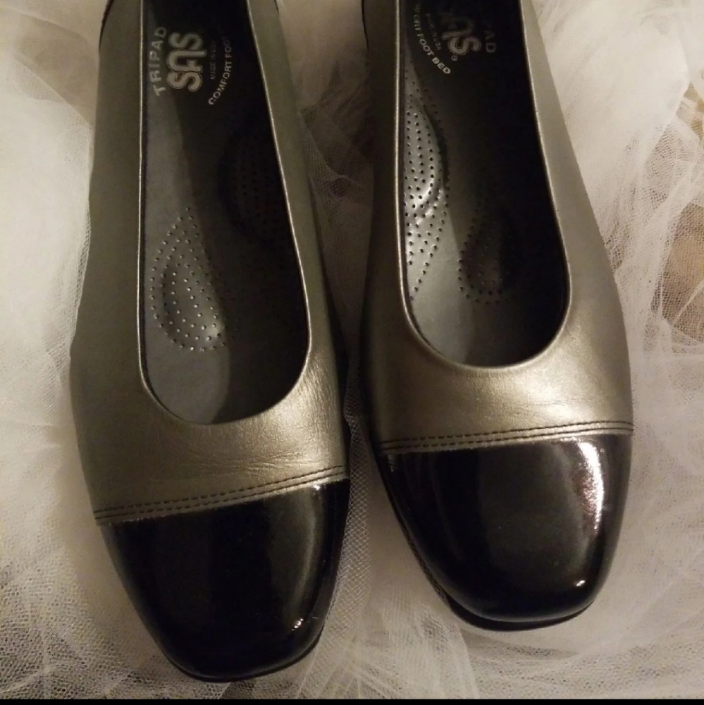 Sas Flats Size 8 - image 1